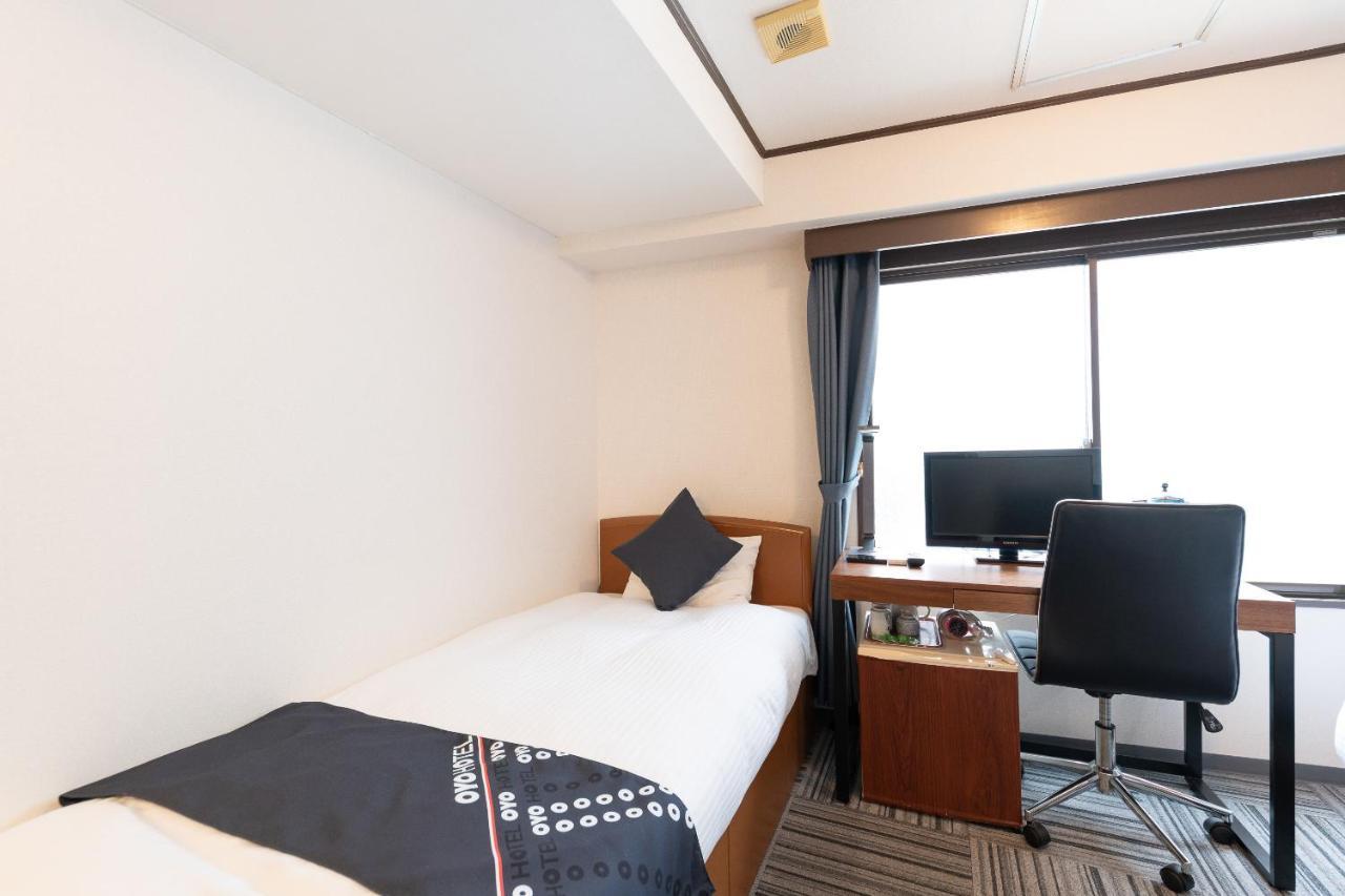 Oyo Hotel Ikebukuro Präfektur Tokio Exterior foto